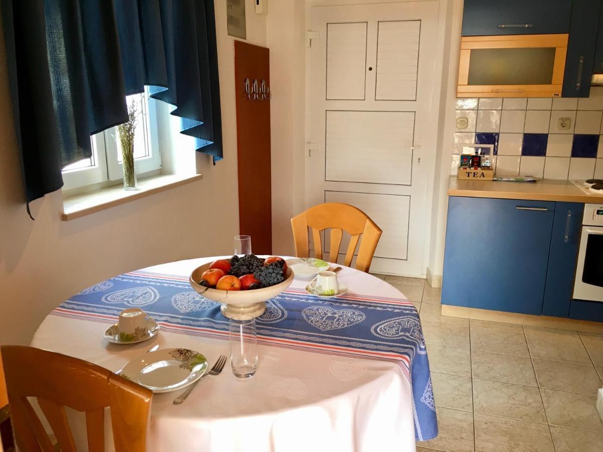 Apartments Villa Jadranka Adults Only Bol Exterior foto