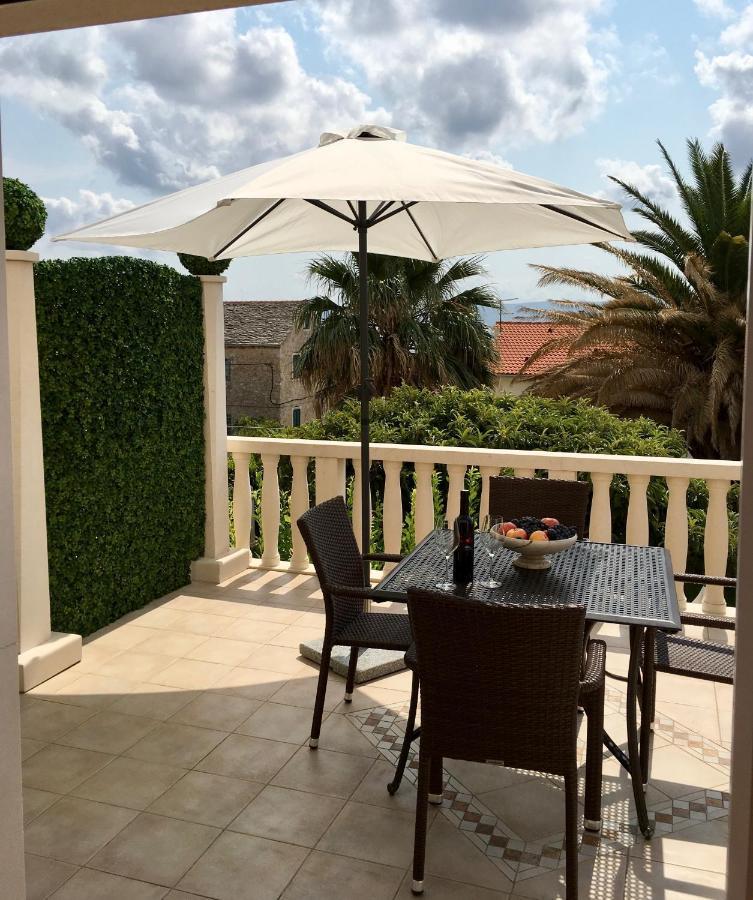Apartments Villa Jadranka Adults Only Bol Exterior foto